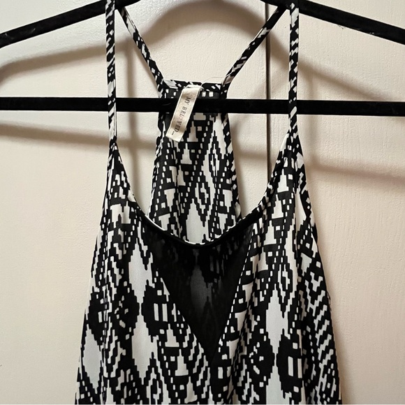 My Beloved Black and White Aztec Pattern Camisole Dress - Picture 4 of 8